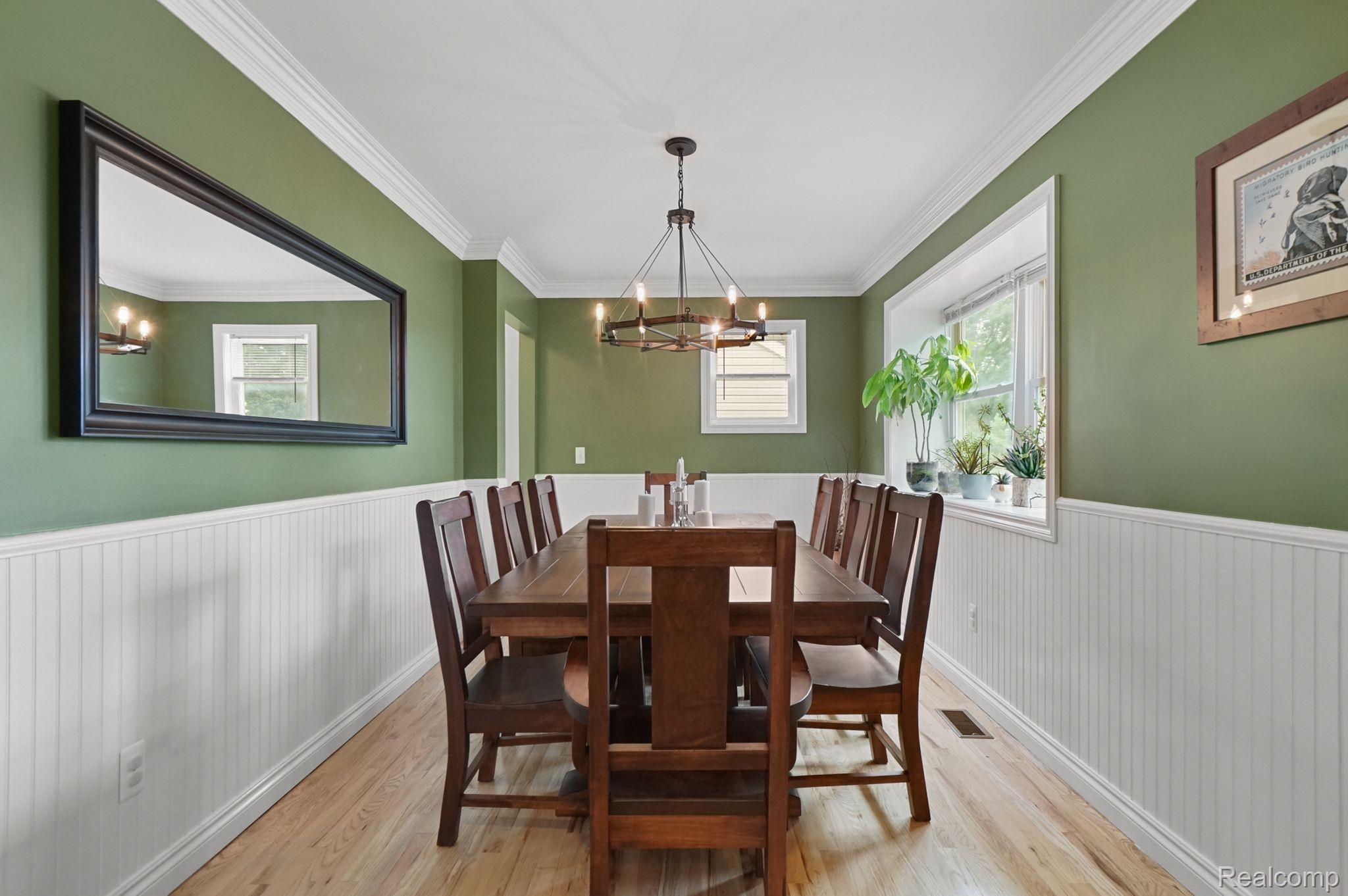 1307 Longfellow Avenue