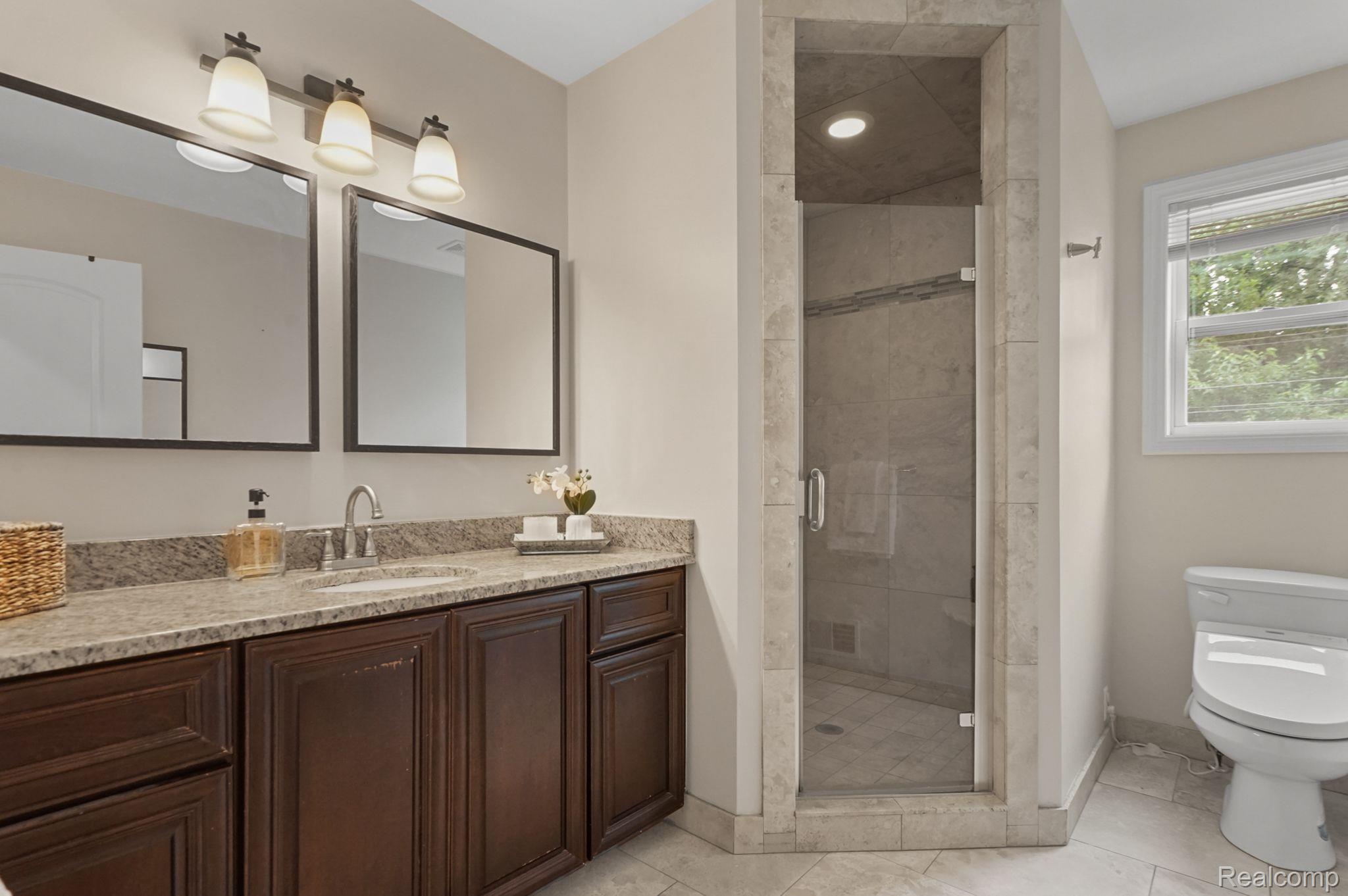 1307 Longfellow Avenue