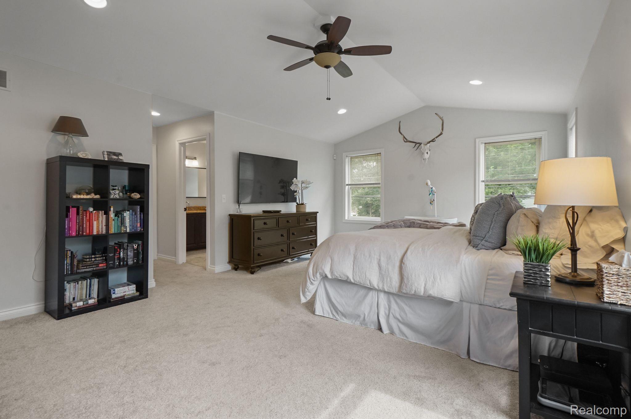 1307 Longfellow Avenue