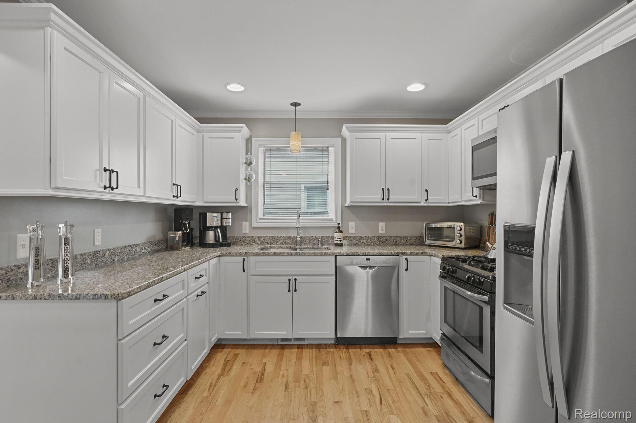 1307 Longfellow Avenue