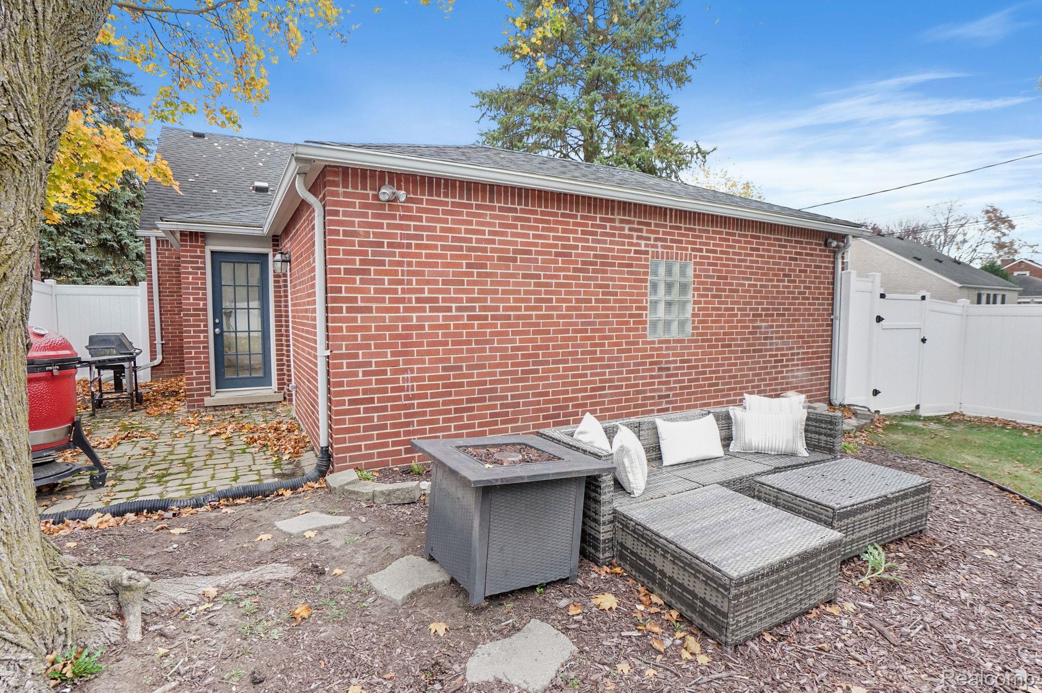 2090 Bradford Road