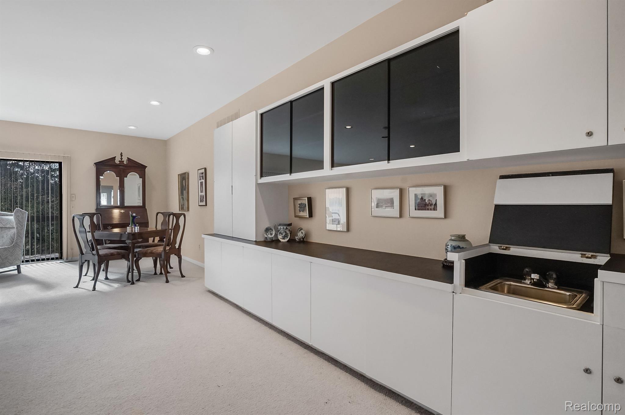 5112 Woodlands Trail