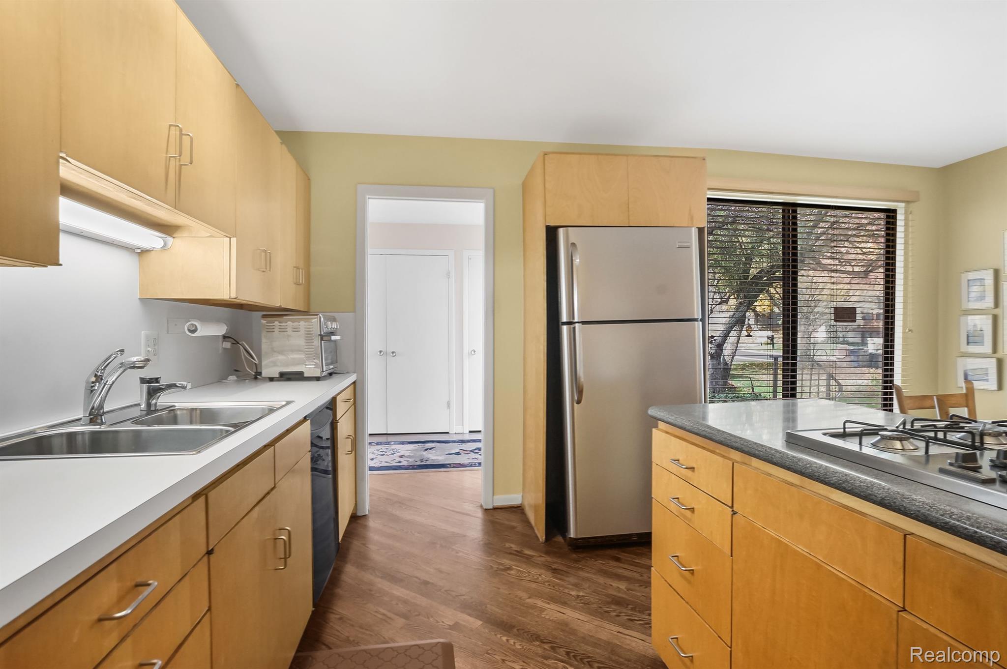 5112 Woodlands Trail