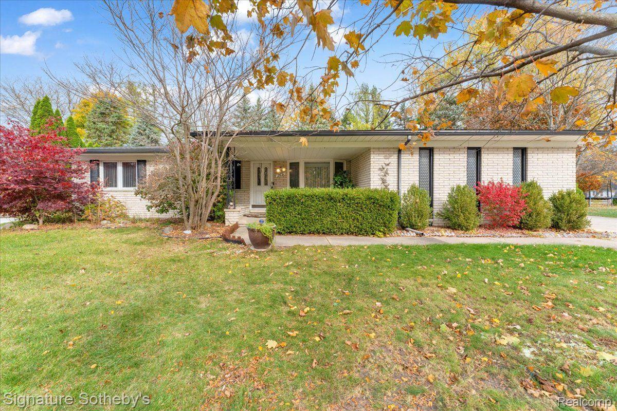 2631 Pearl Drive