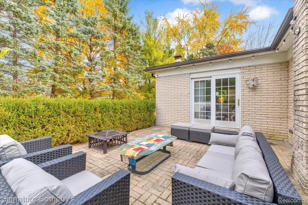 2631 Pearl Drive
