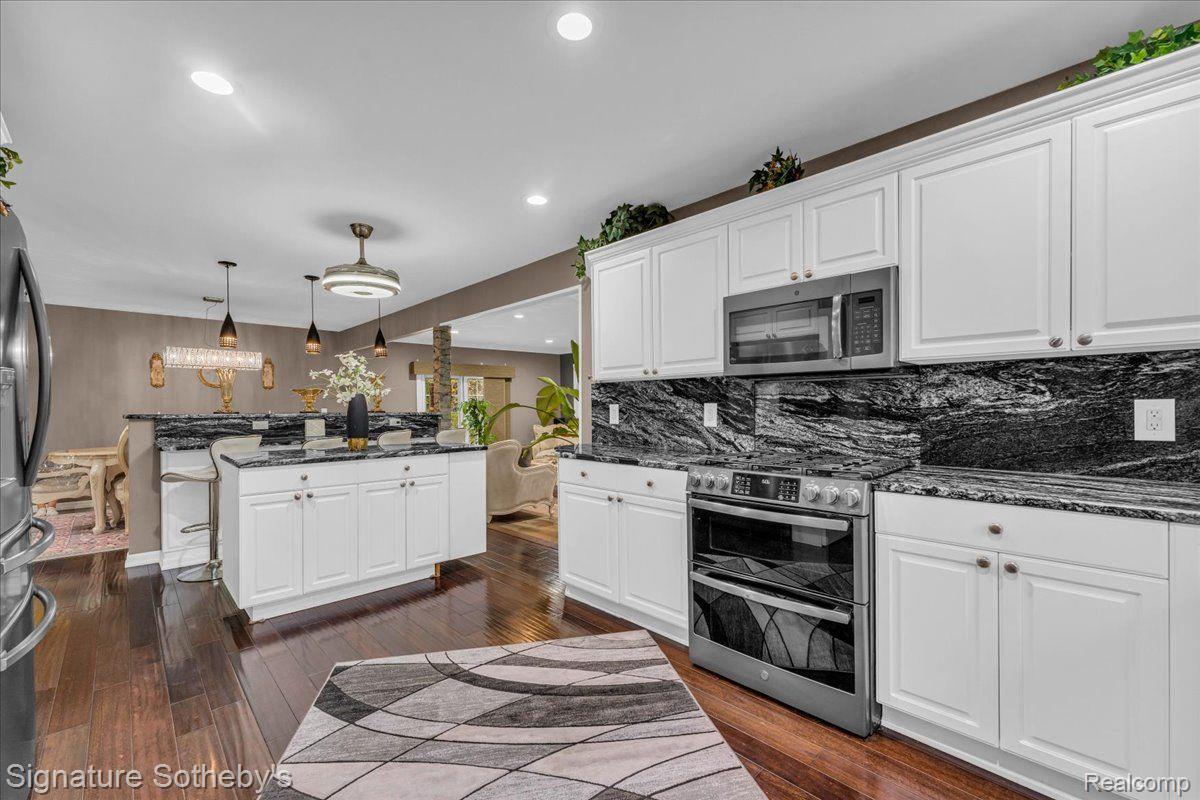 2631 Pearl Drive