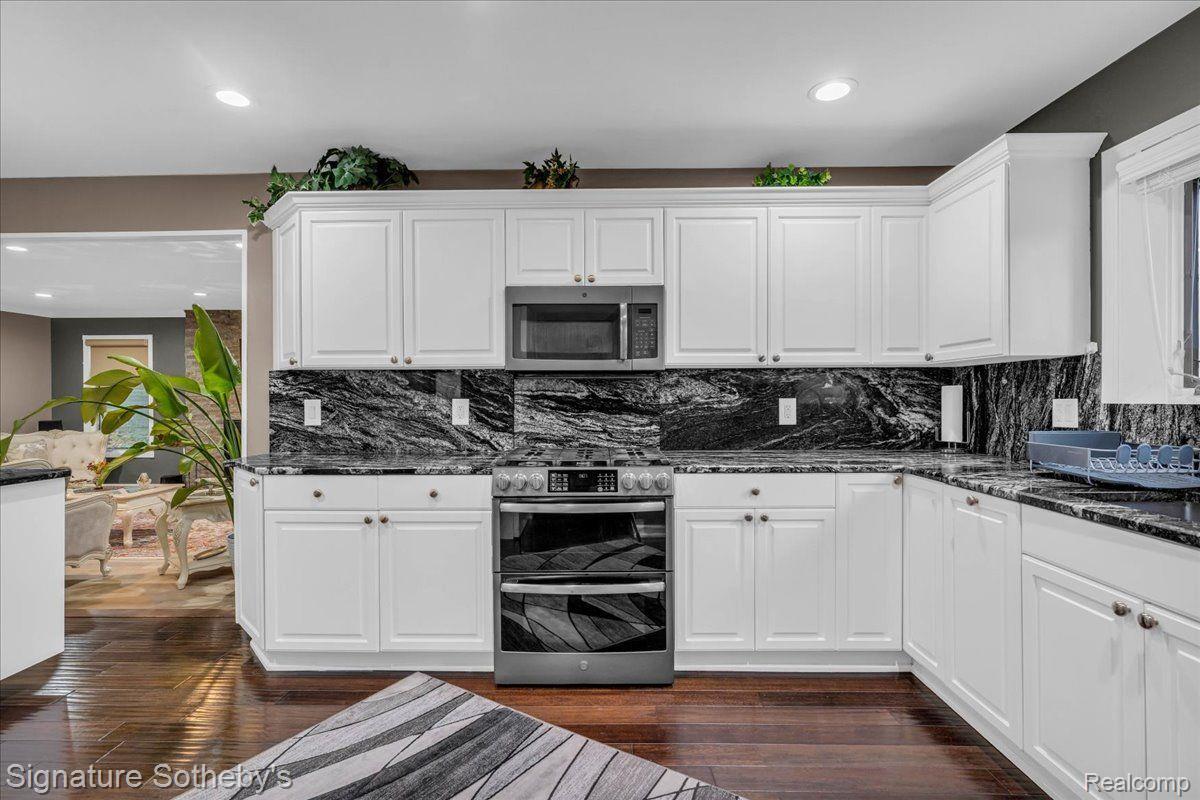 2631 Pearl Drive
