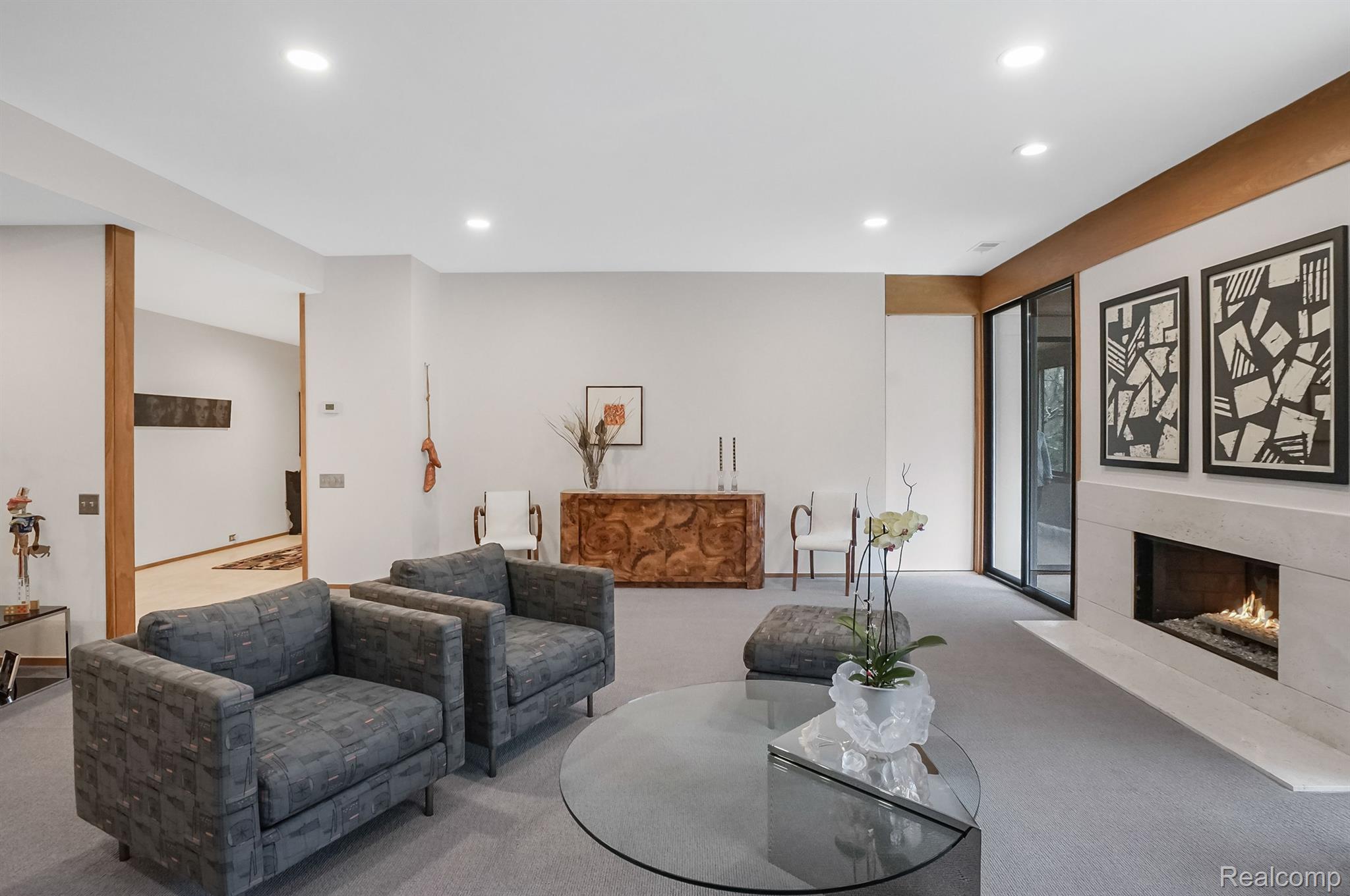 105 Barden Court 32