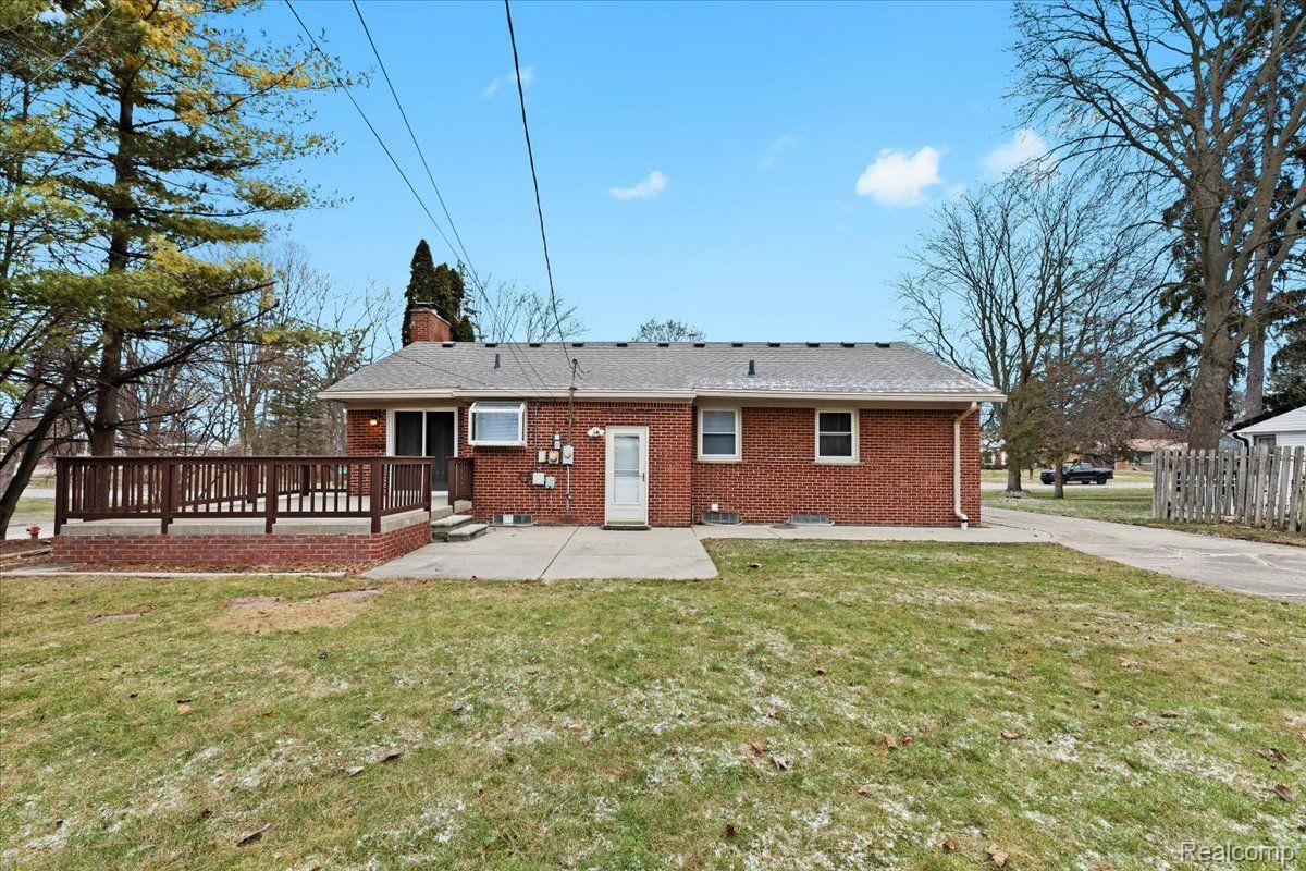 25925 LYNDON
