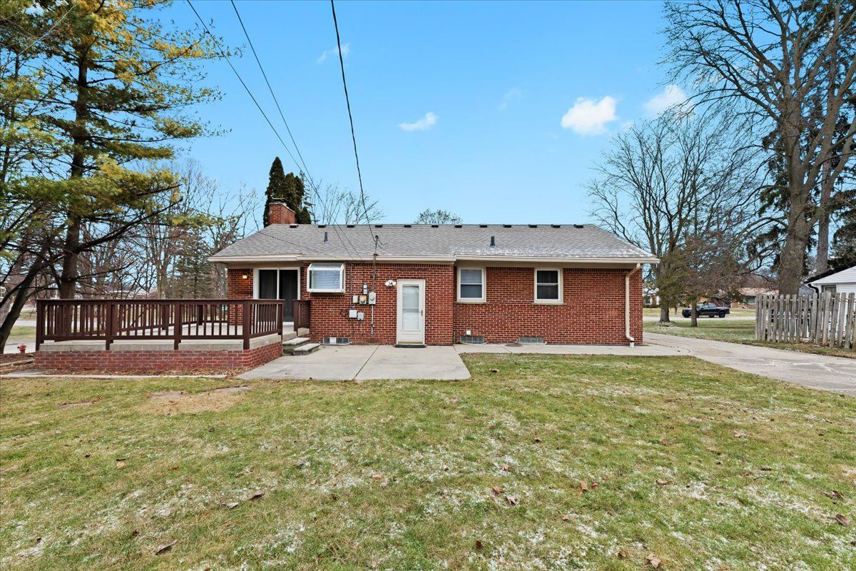 25925 LYNDON