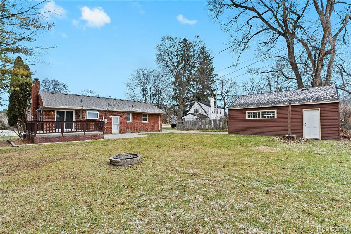 25925 LYNDON