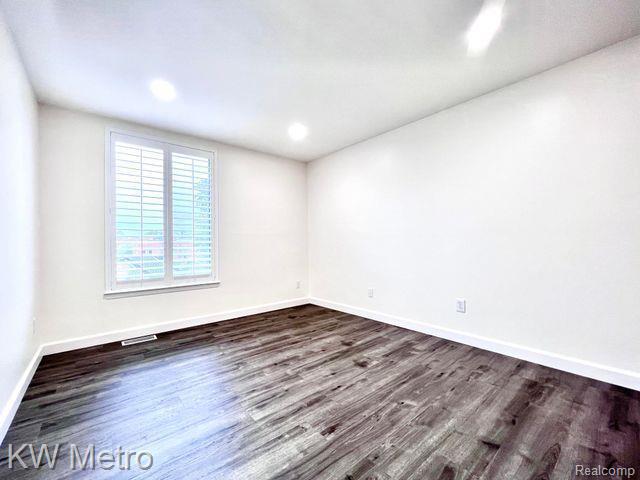 600 W BROWN Street 303