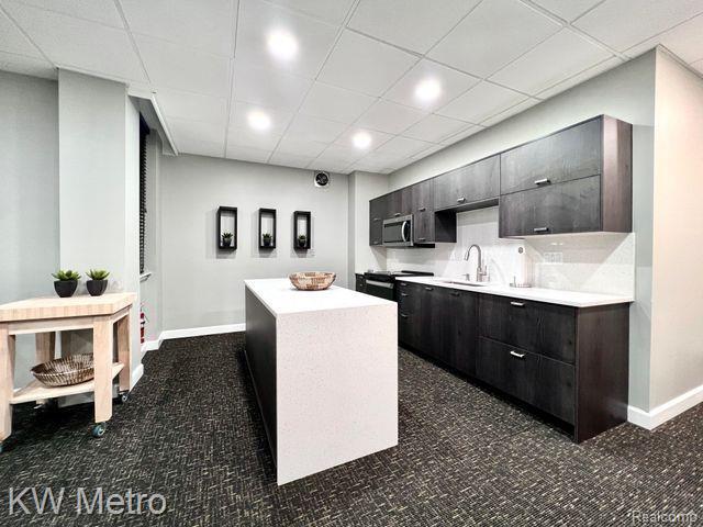 600 W BROWN Street 303