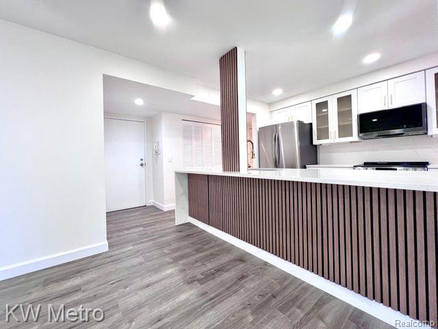 600 W BROWN Street 303