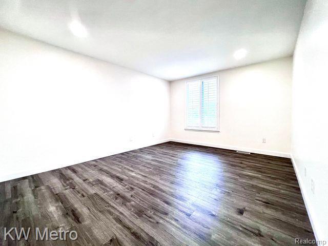 600 W BROWN Street 303