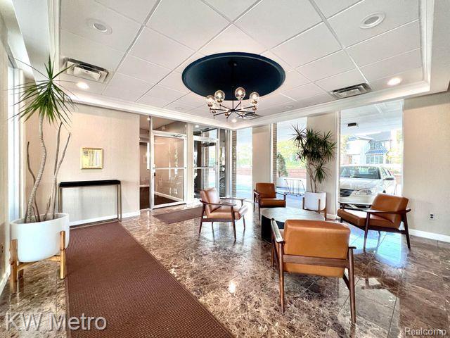 600 W BROWN Street 303