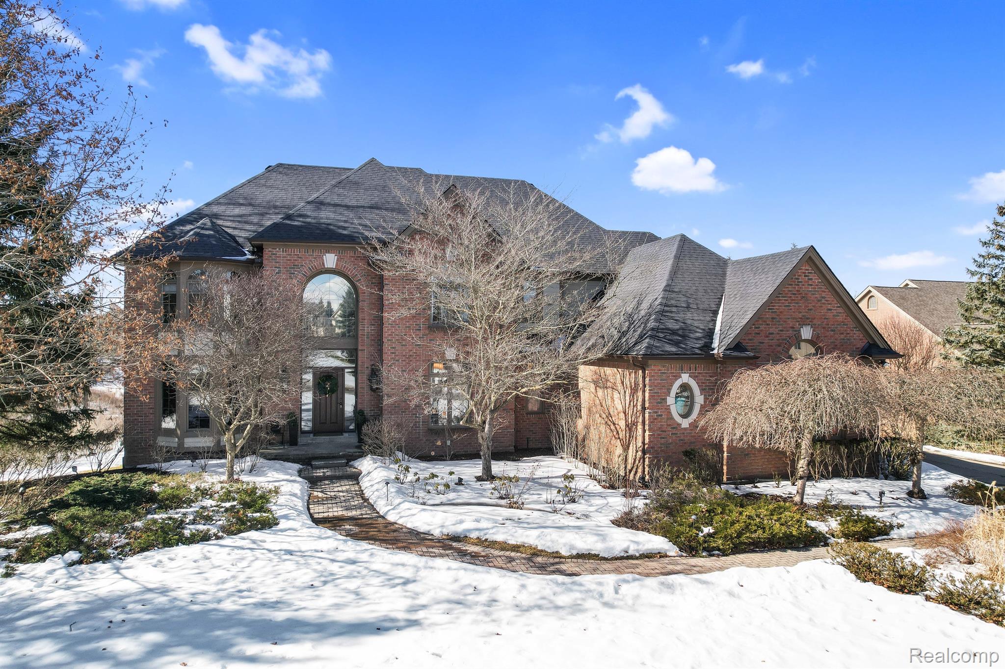3890 Mountain Laurel Boulevard