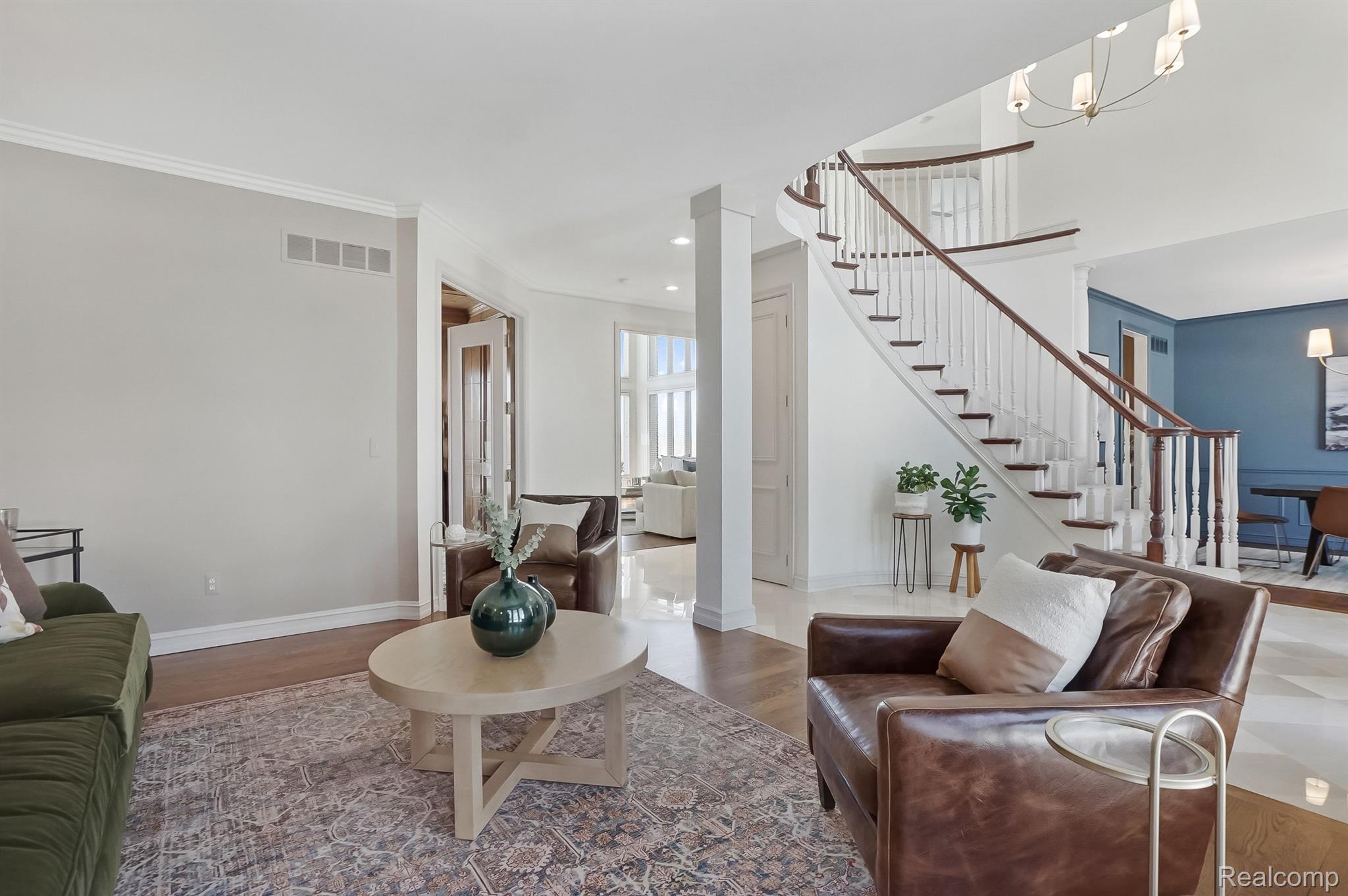 3890 Mountain Laurel Boulevard