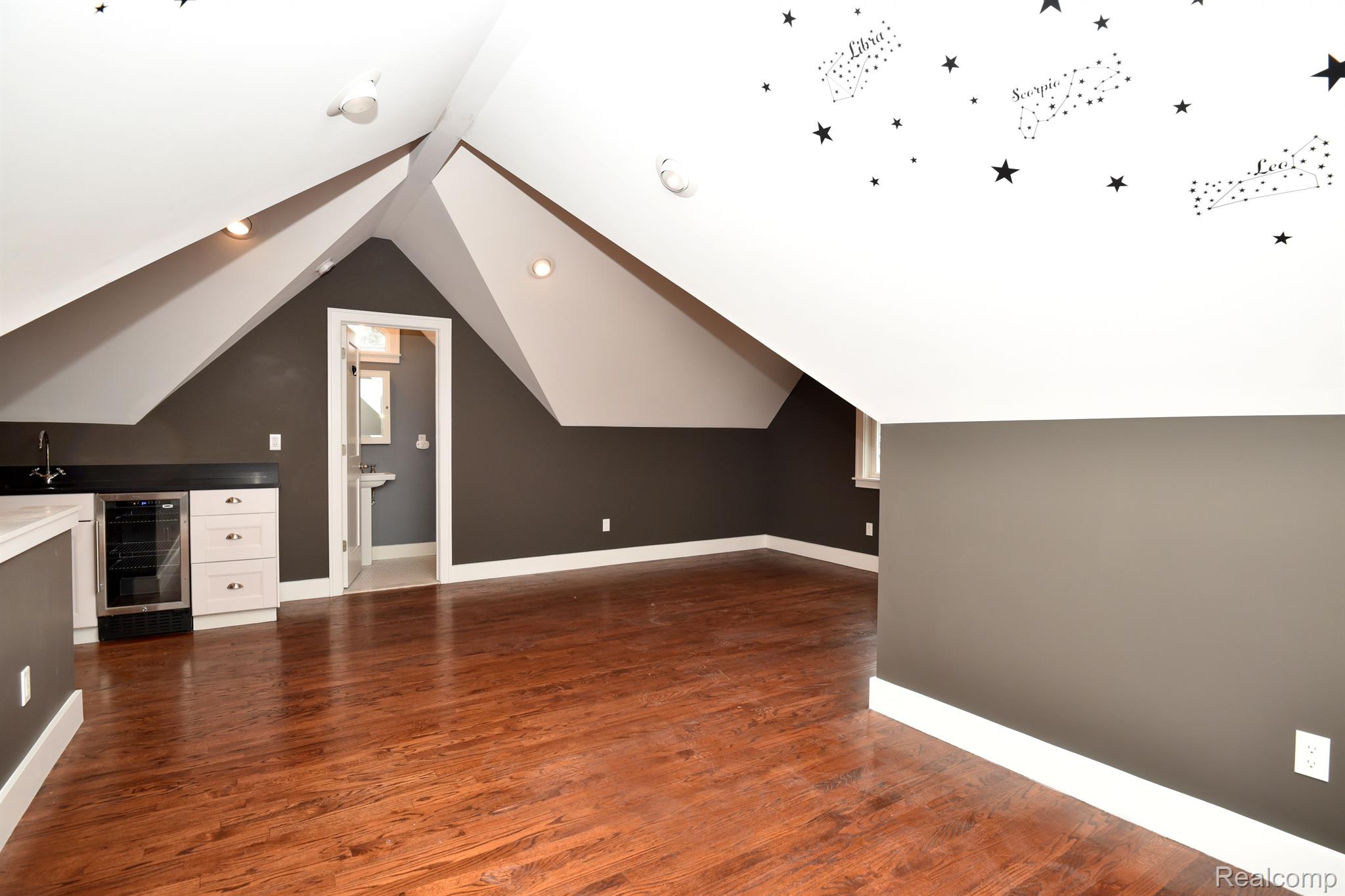 1236 EDGEWOOD Road