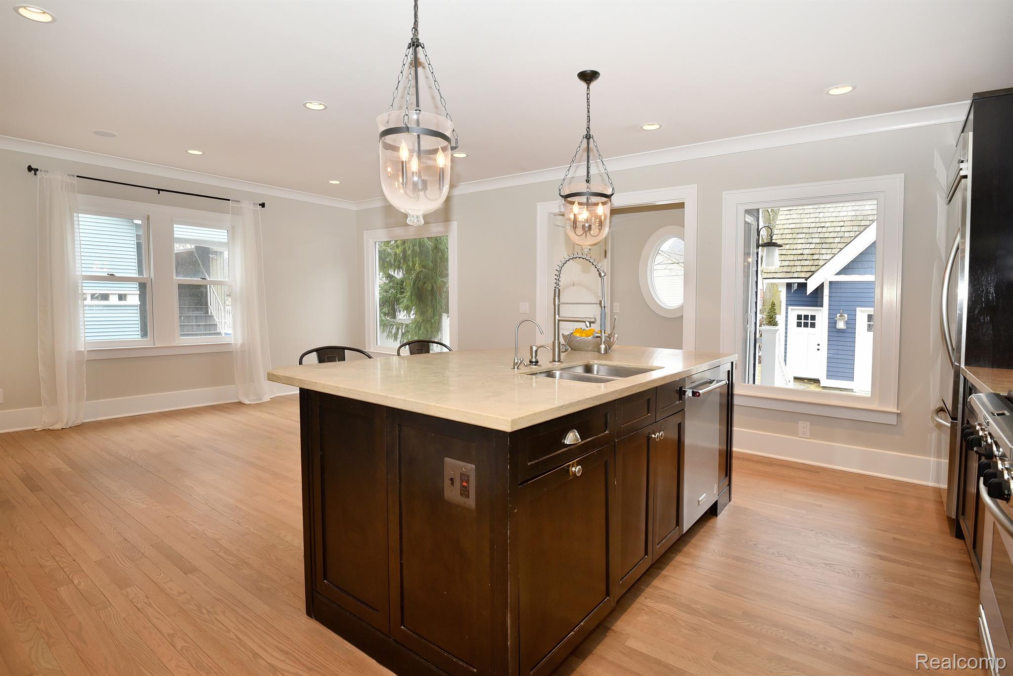 1236 EDGEWOOD Road