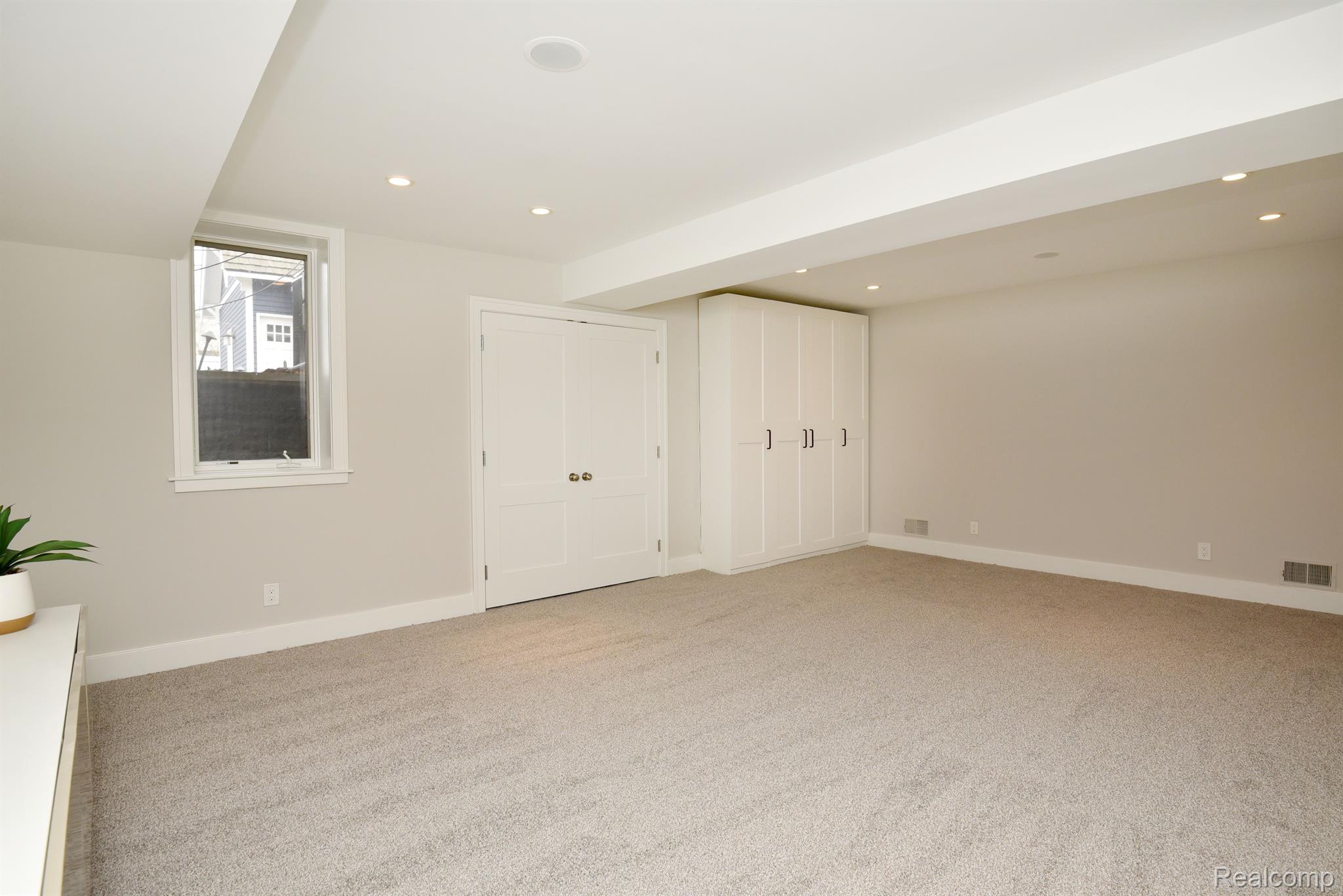 1236 EDGEWOOD Road