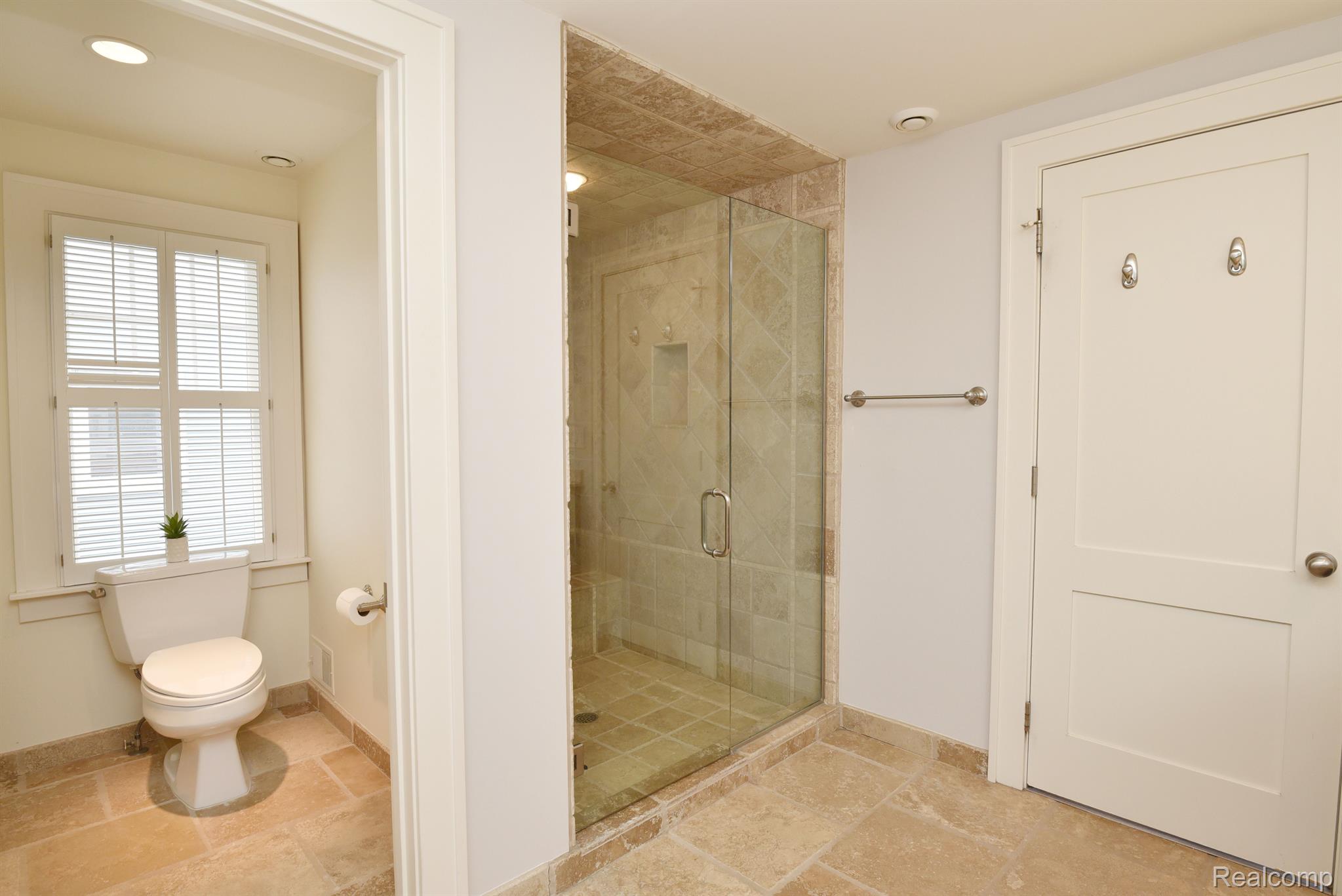 1236 EDGEWOOD Road