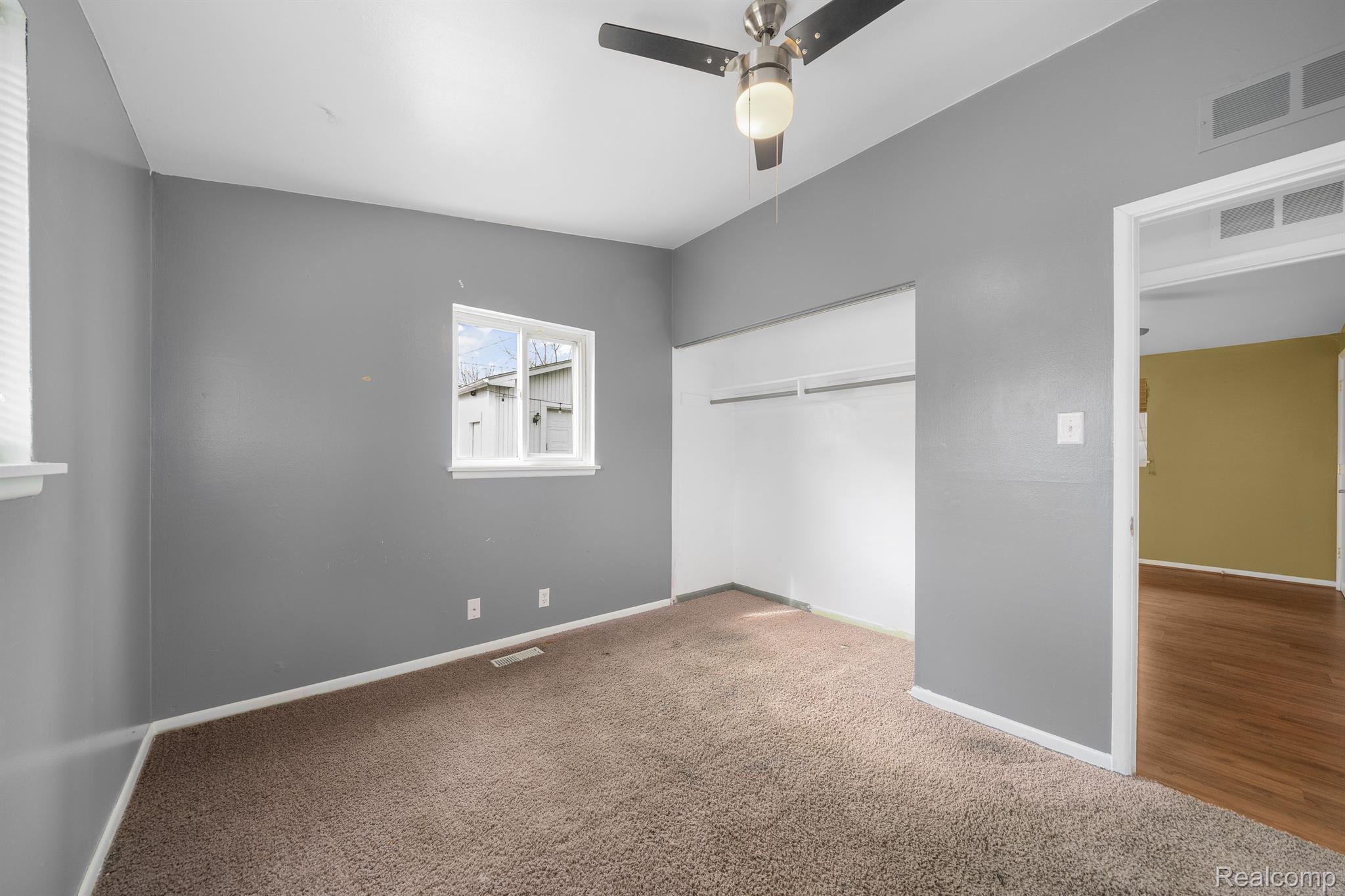 2907 N Campbell Road