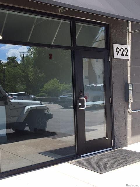 922 N Main Street 212