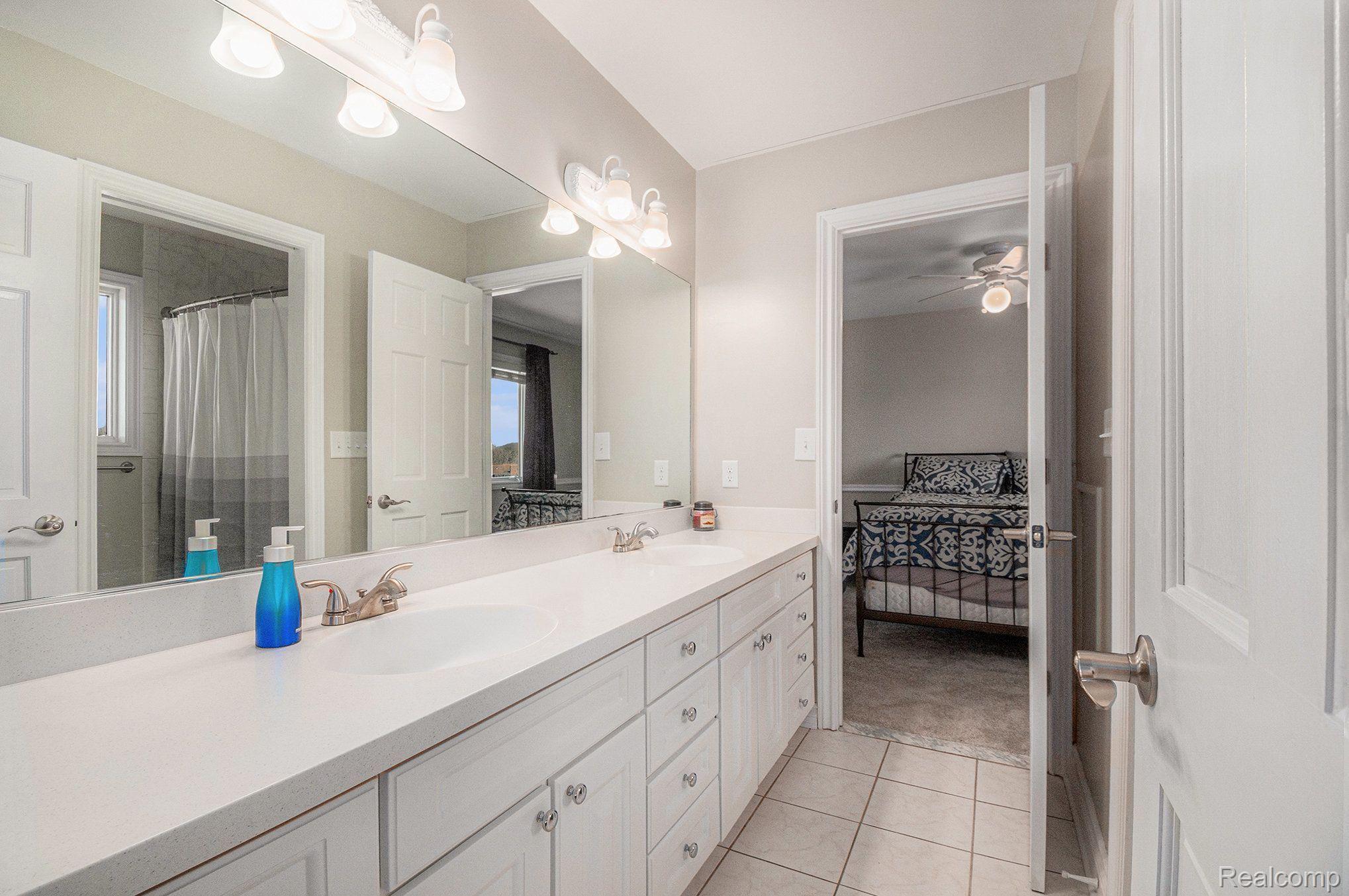 490 Hunters Crest Drive