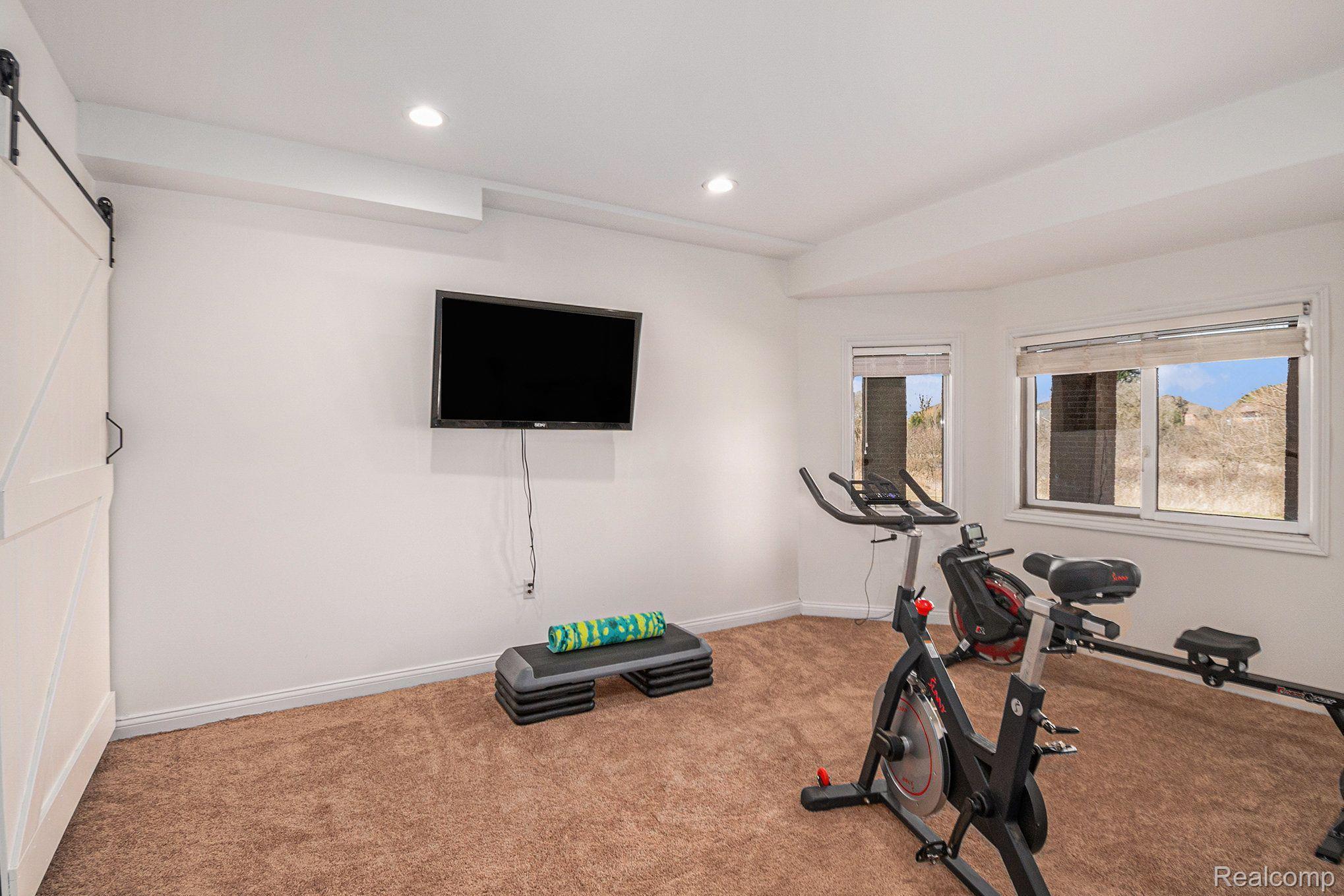 490 Hunters Crest Drive