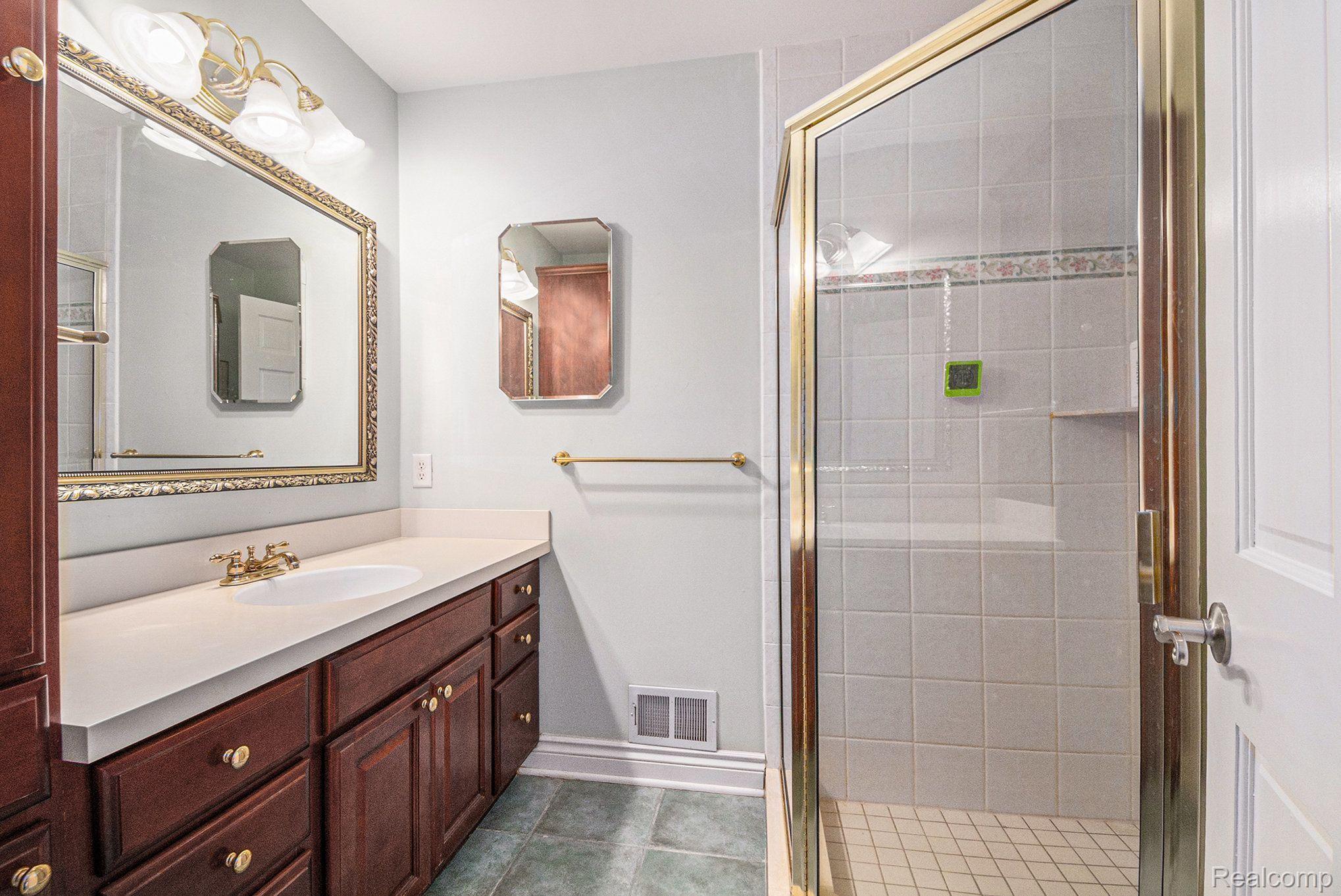 490 Hunters Crest Drive