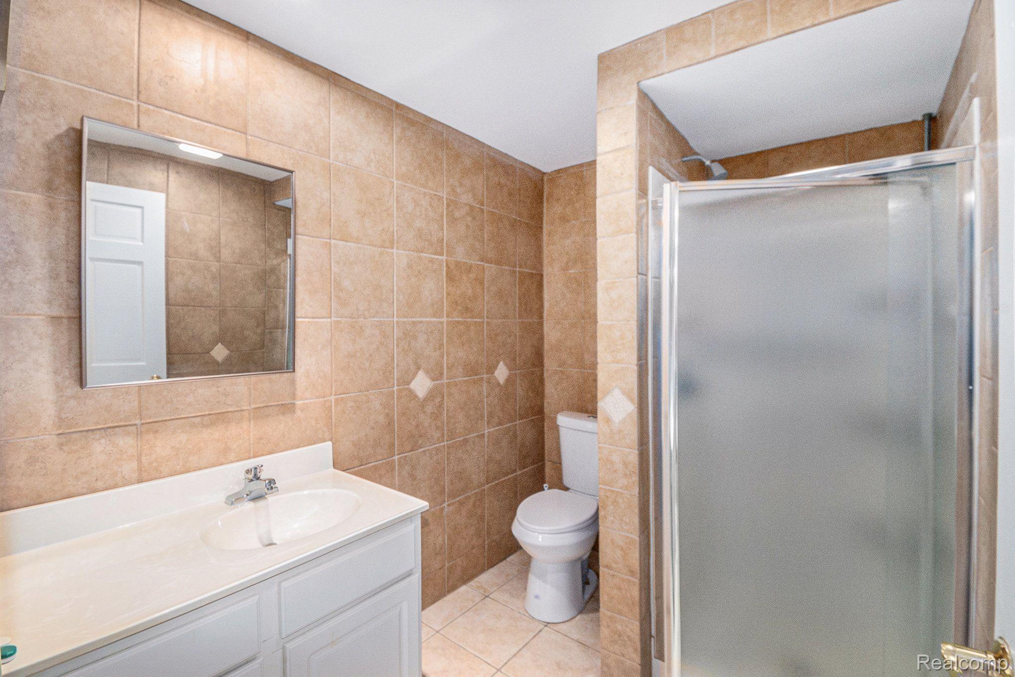 490 Hunters Crest Drive