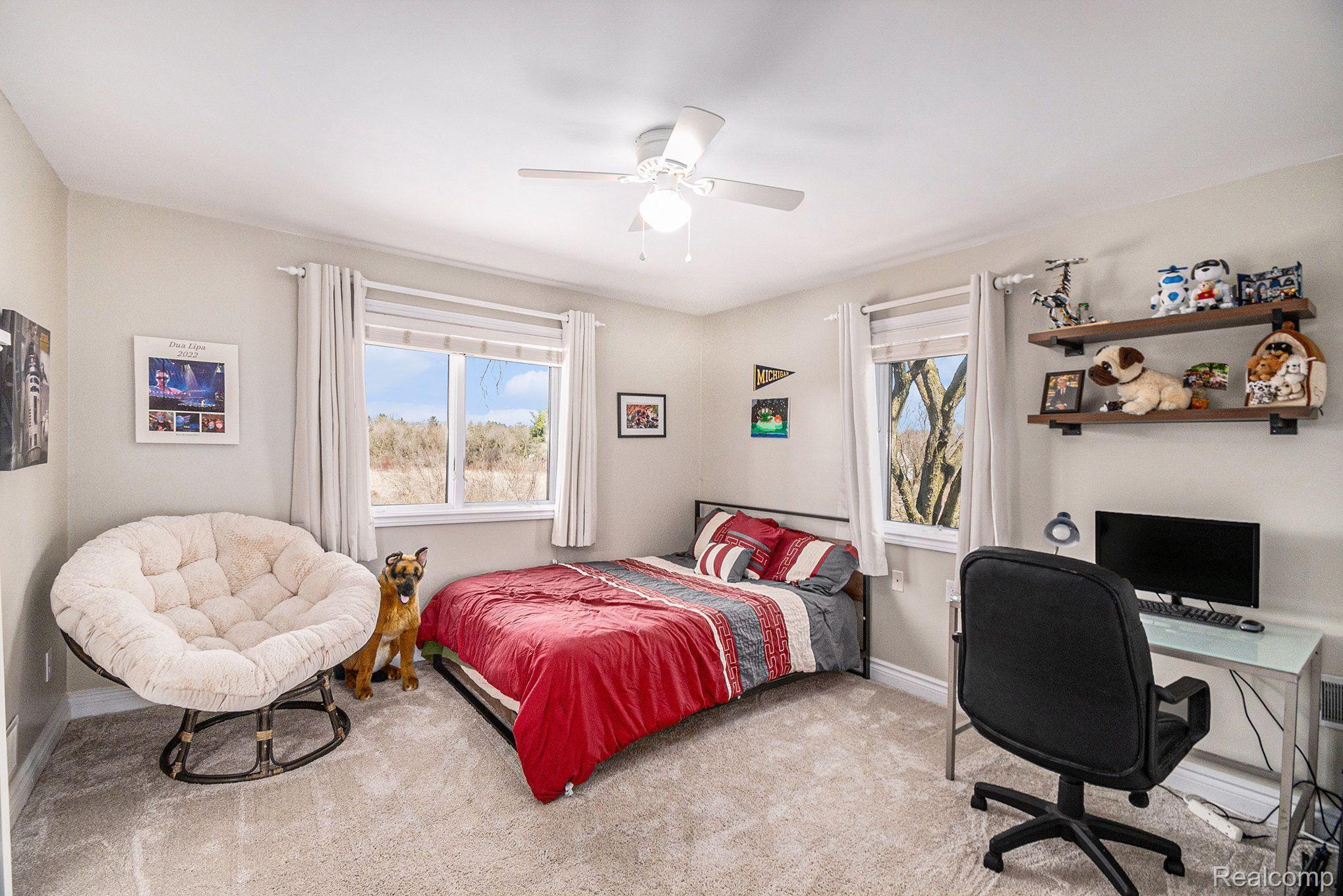 490 Hunters Crest Drive