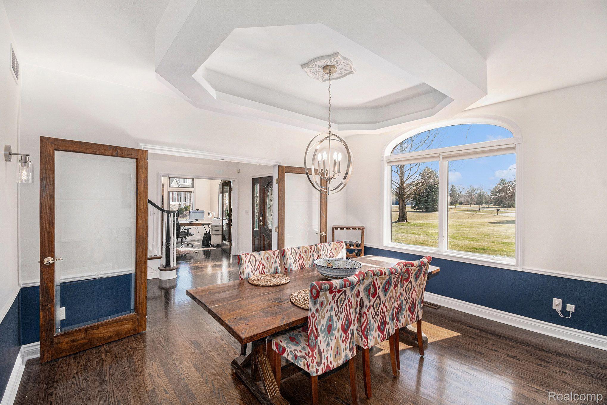 490 Hunters Crest Drive