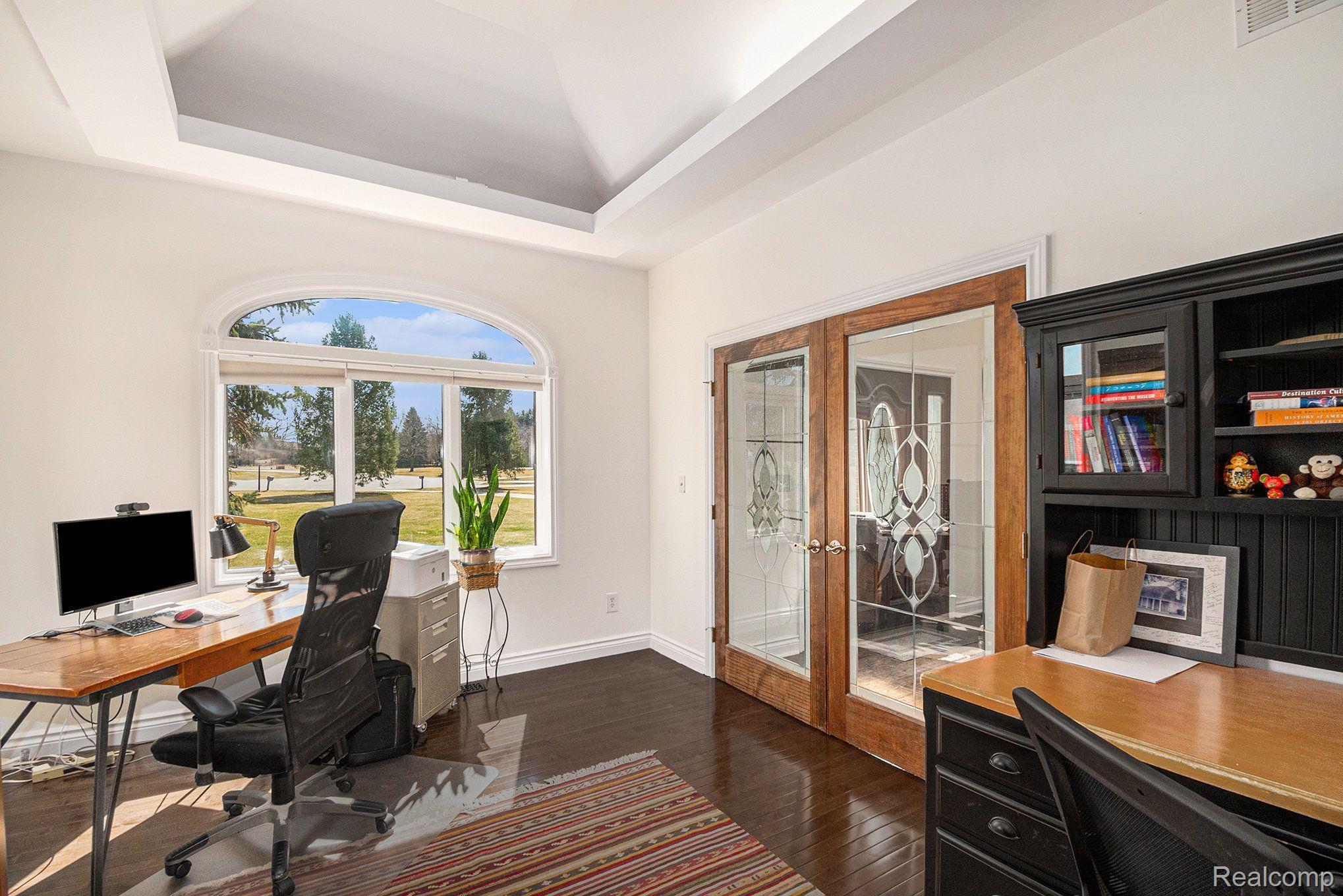 490 Hunters Crest Drive