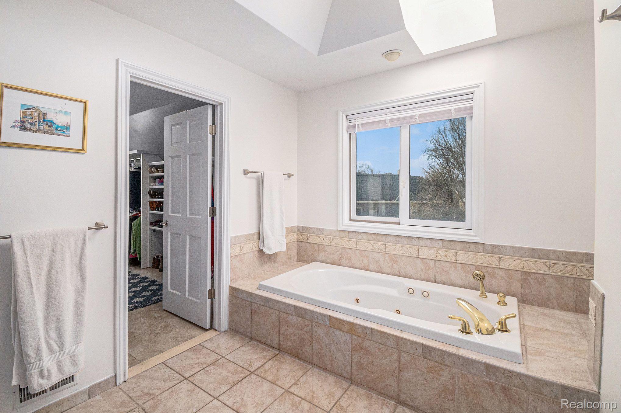 490 Hunters Crest Drive