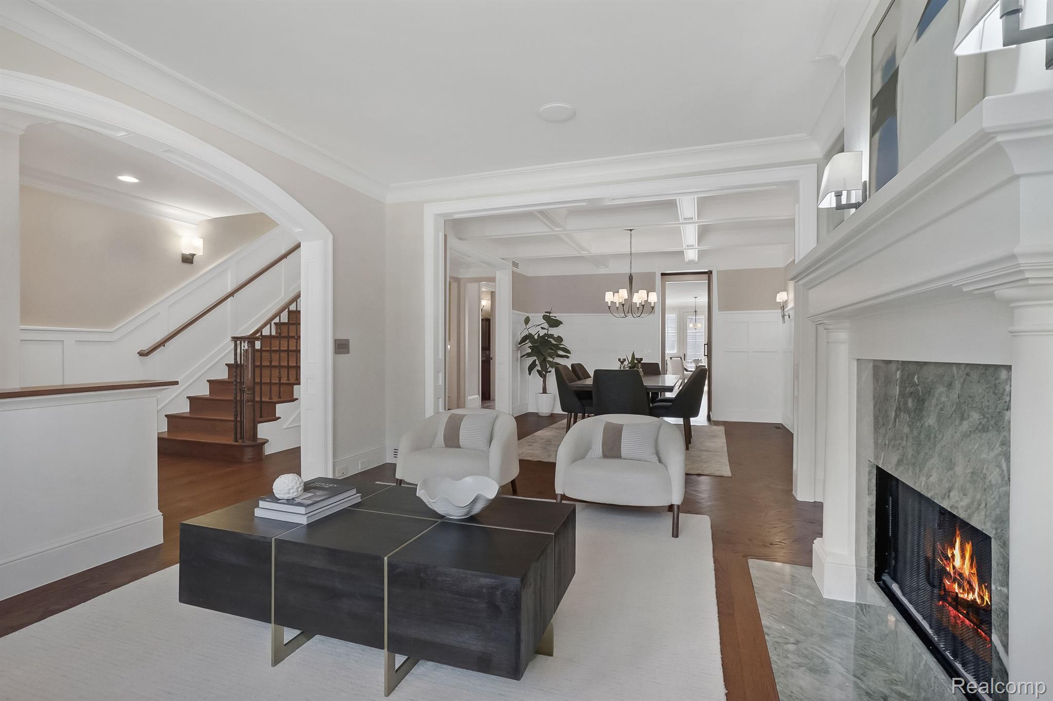 287 W BROWN Street