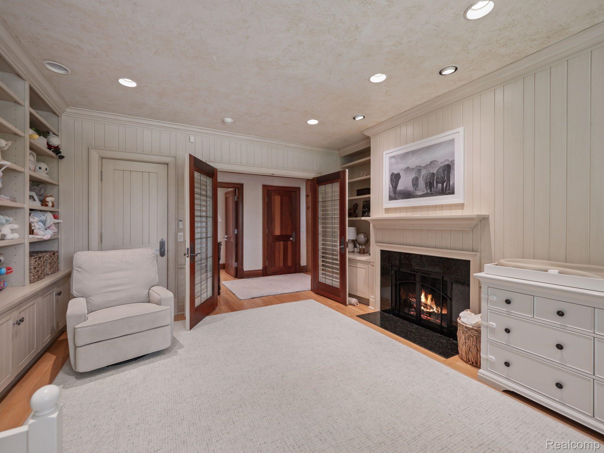 5600 GARDNER Road