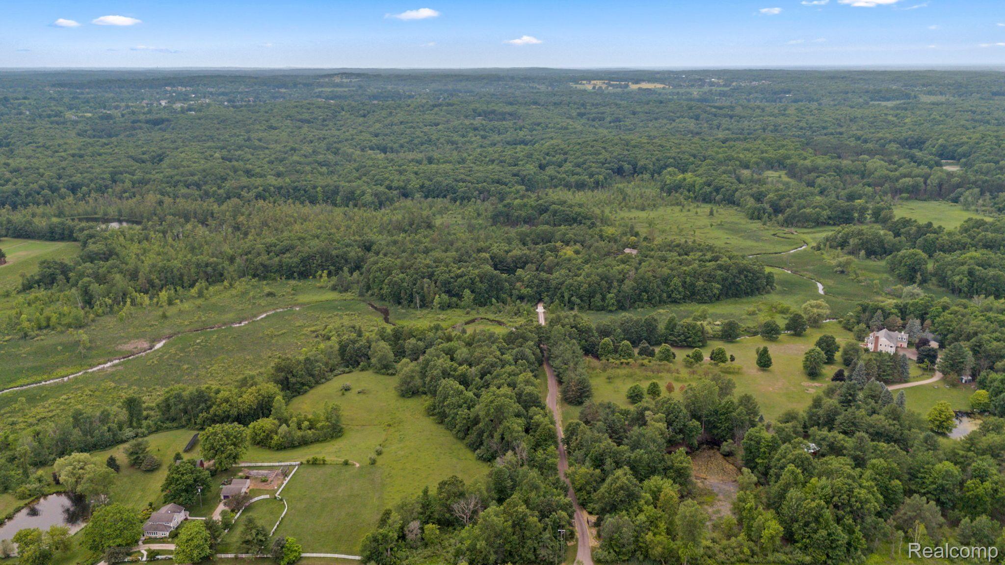 5600 GARDNER Road