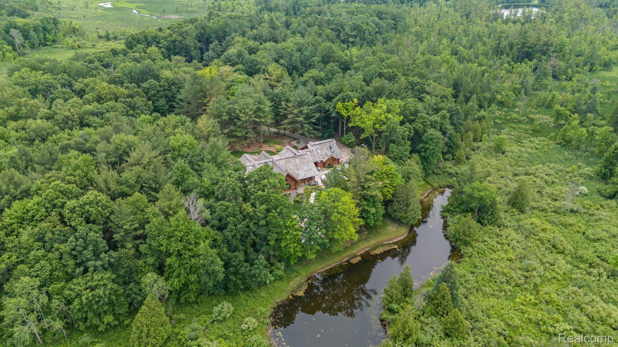 5600 GARDNER Road
