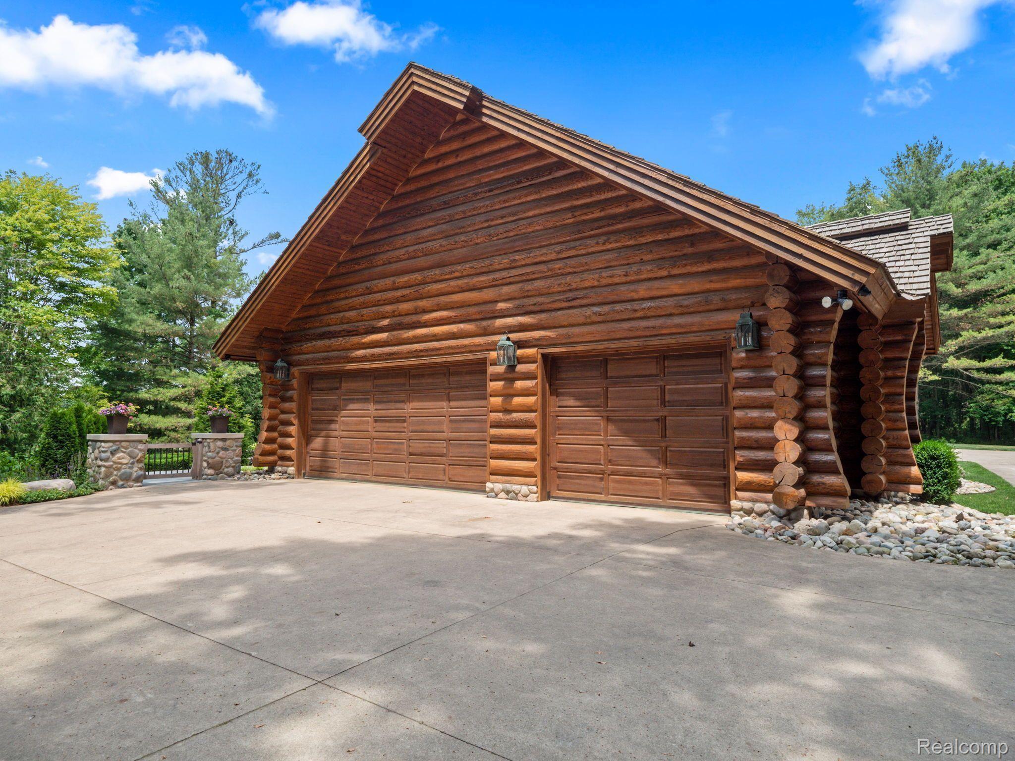 5600 GARDNER Road