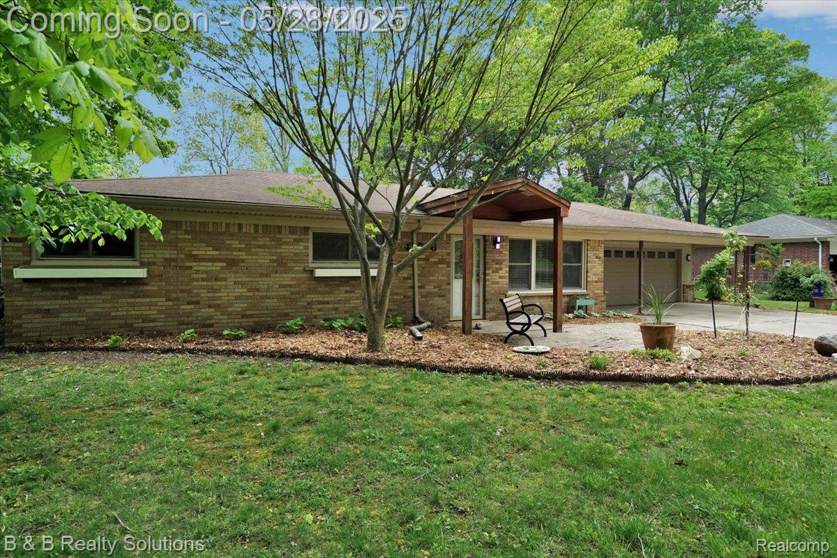 456 E Hurst Drive