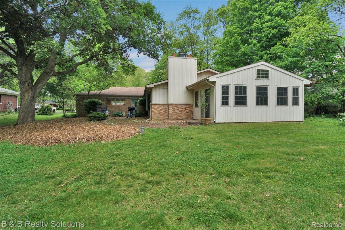 456 E Hurst Drive