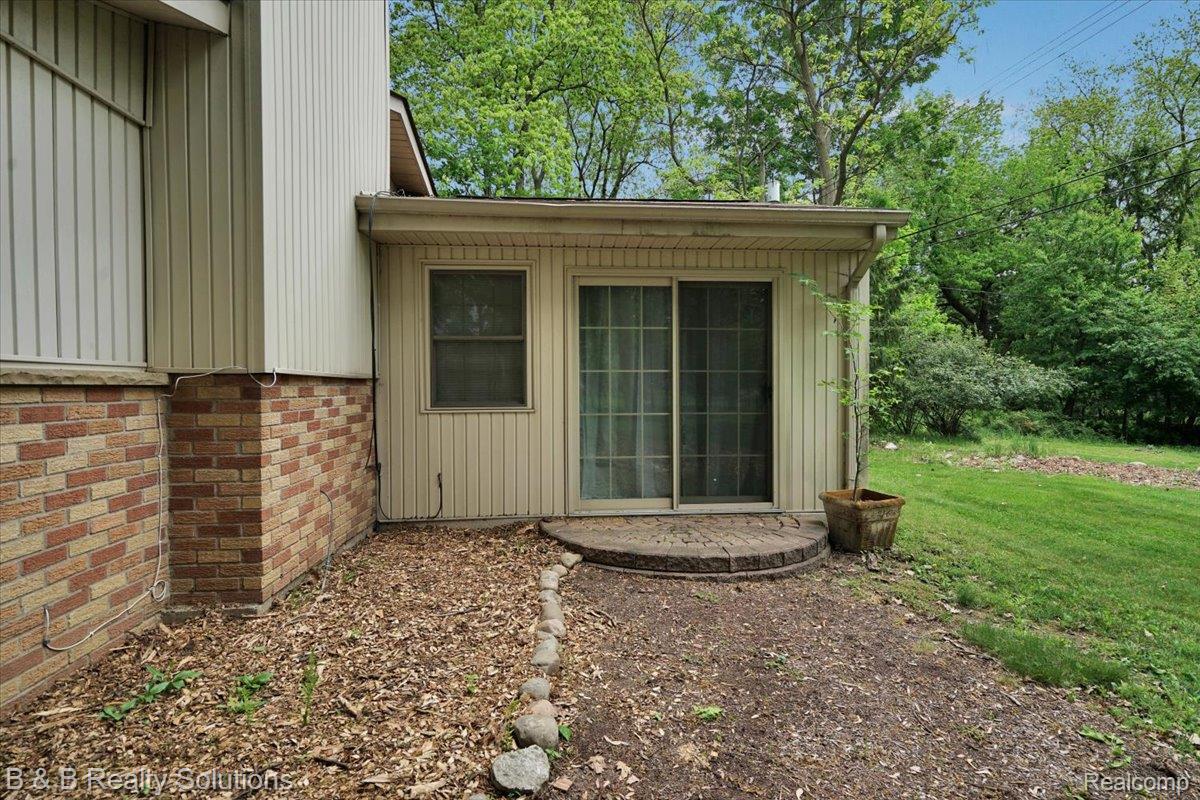 456 E Hurst Drive