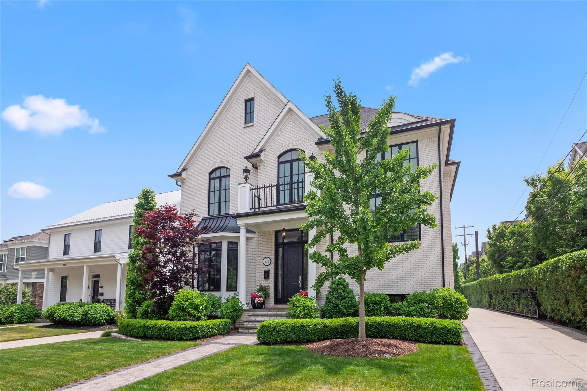 933 N Sherman Drive
