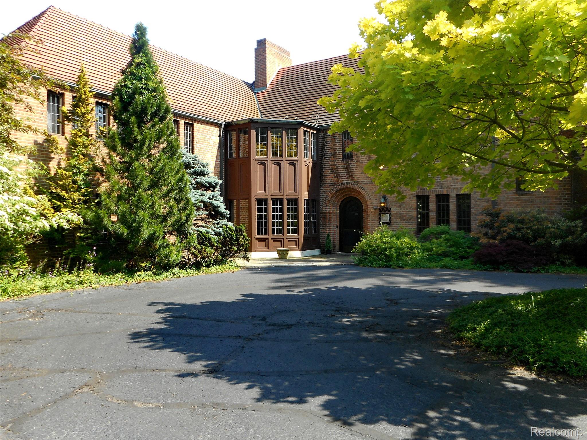 460 Goodhue Road