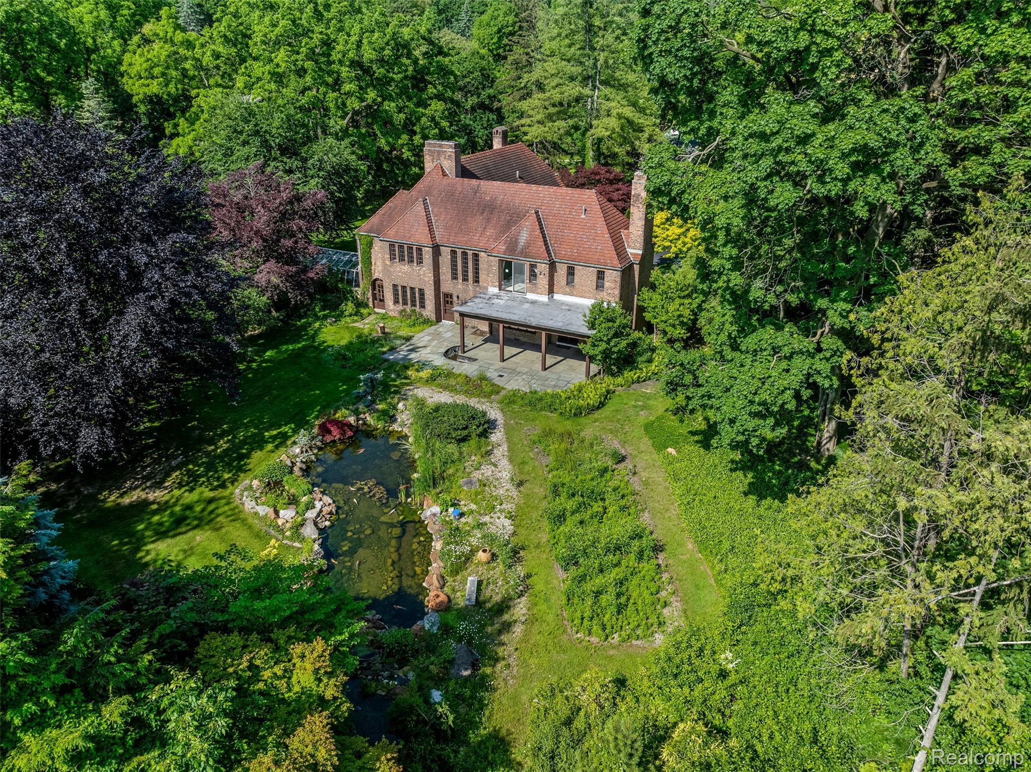 460 Goodhue Road