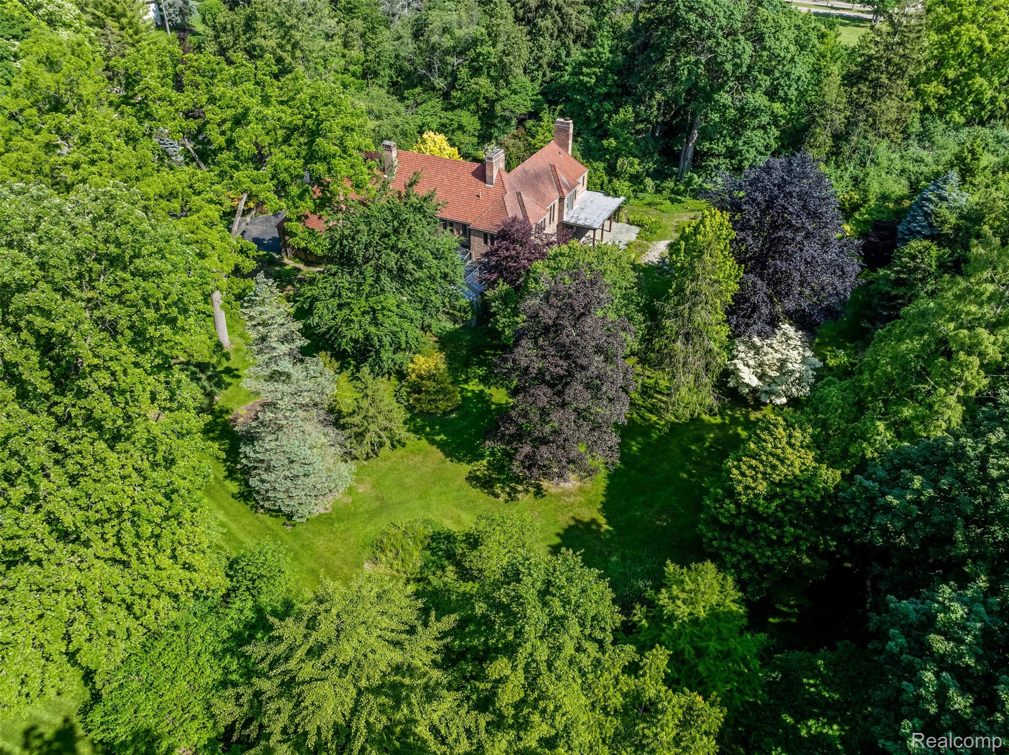 460 Goodhue Road