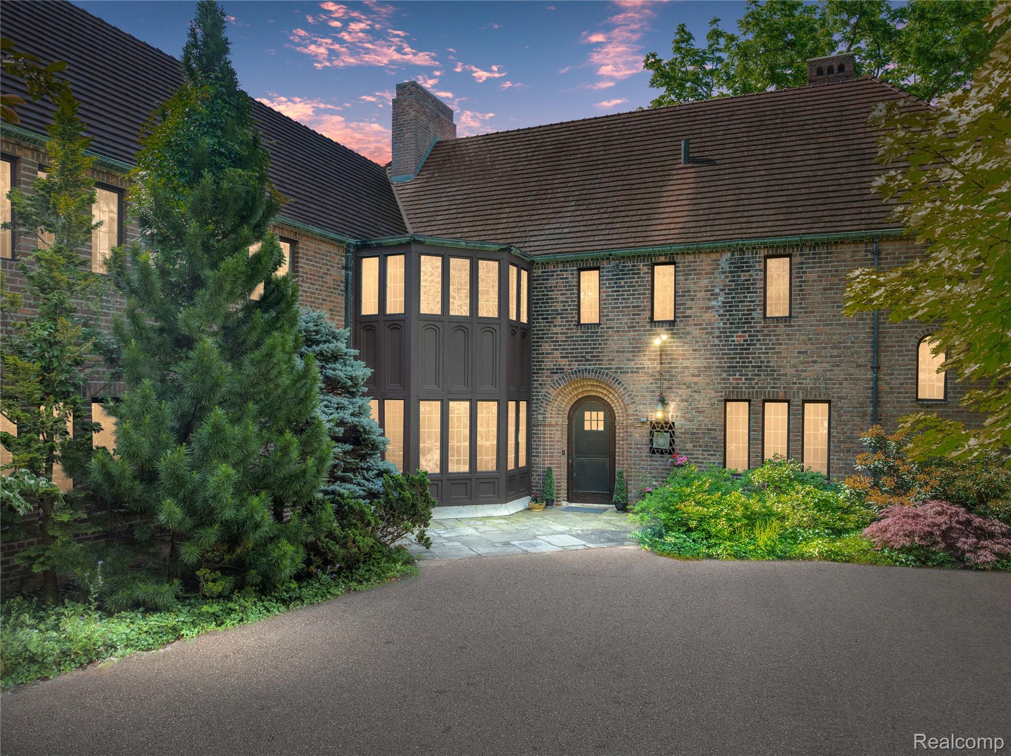 460 Goodhue Road