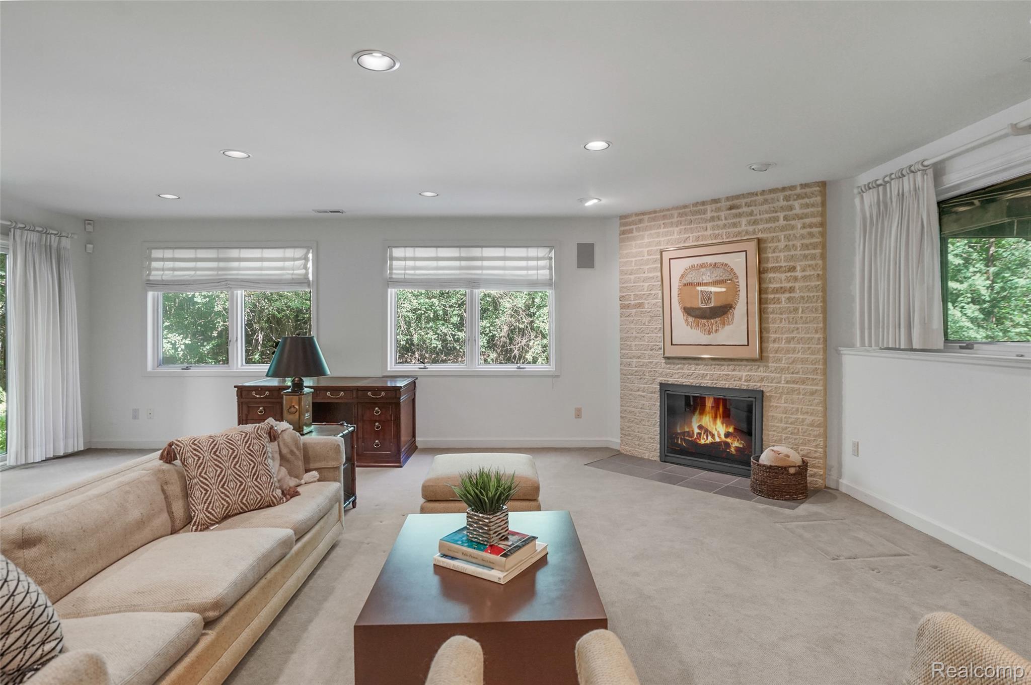 5575 Forman Drive